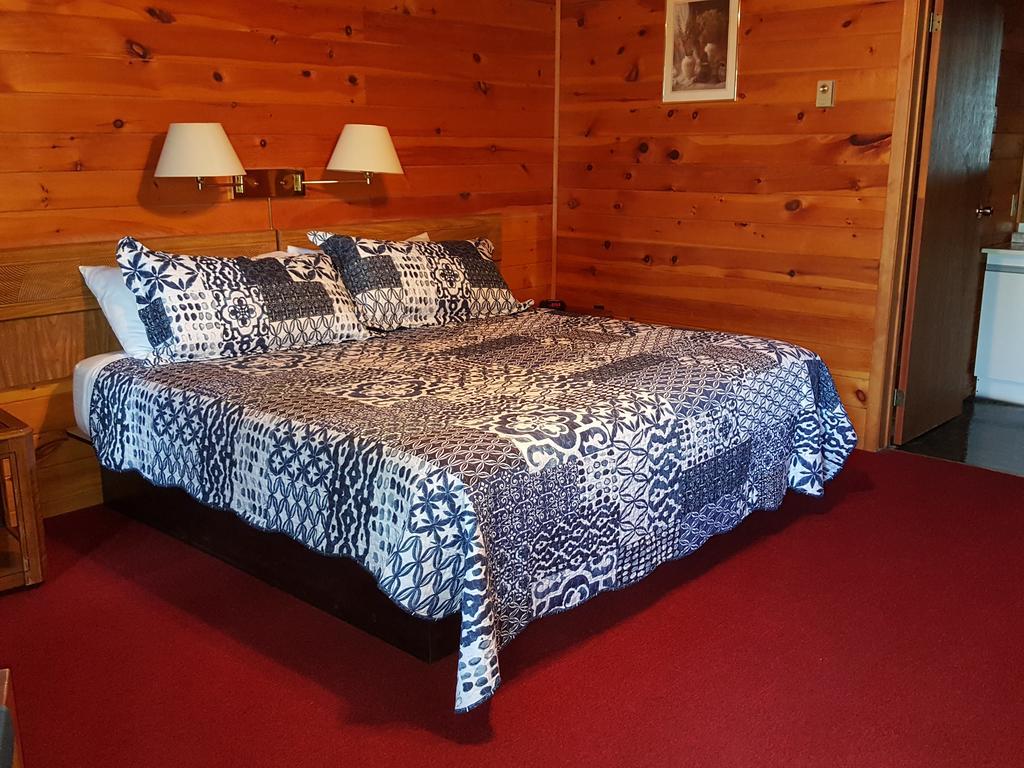 Red Lodge Resort Little Current Chambre photo