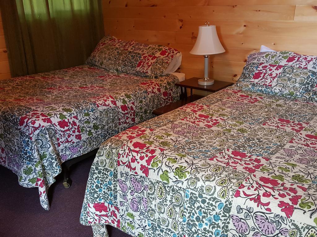 Red Lodge Resort Little Current Chambre photo